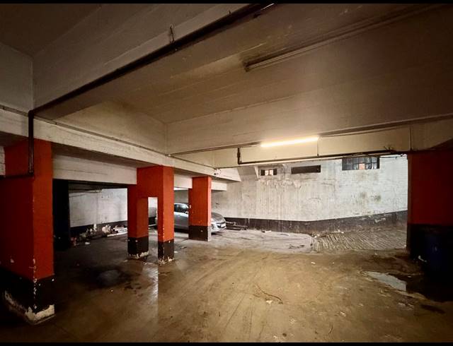8,000M² APARTMENT BLOCK FOR SALE IN NEW DOORNFONTEIN